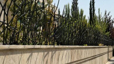 حفاظ فلزی دیوار با مدل ساده کاربردی