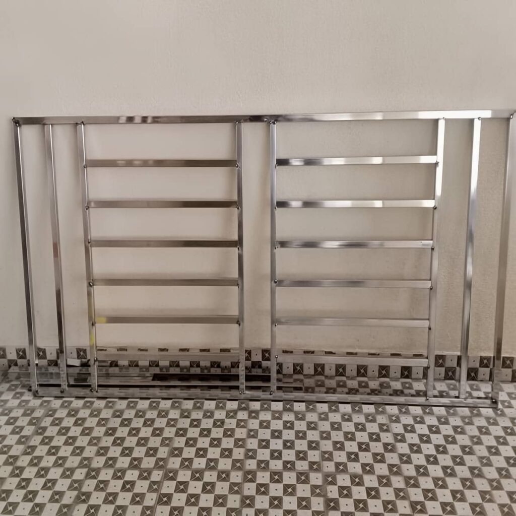نرده بالکن استیل برس خورده با دست انداز گرد